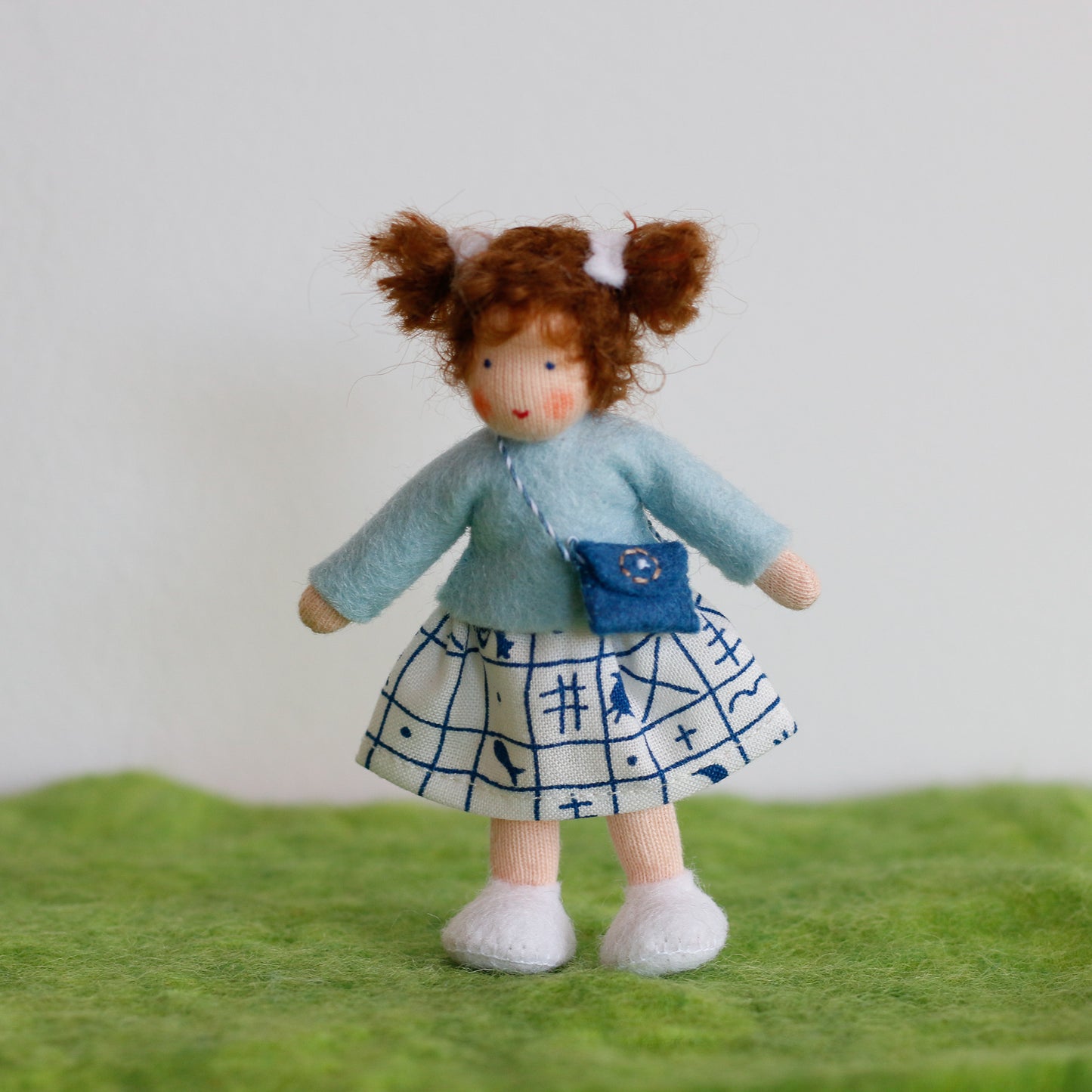 Felt Doll House Girl Brunette