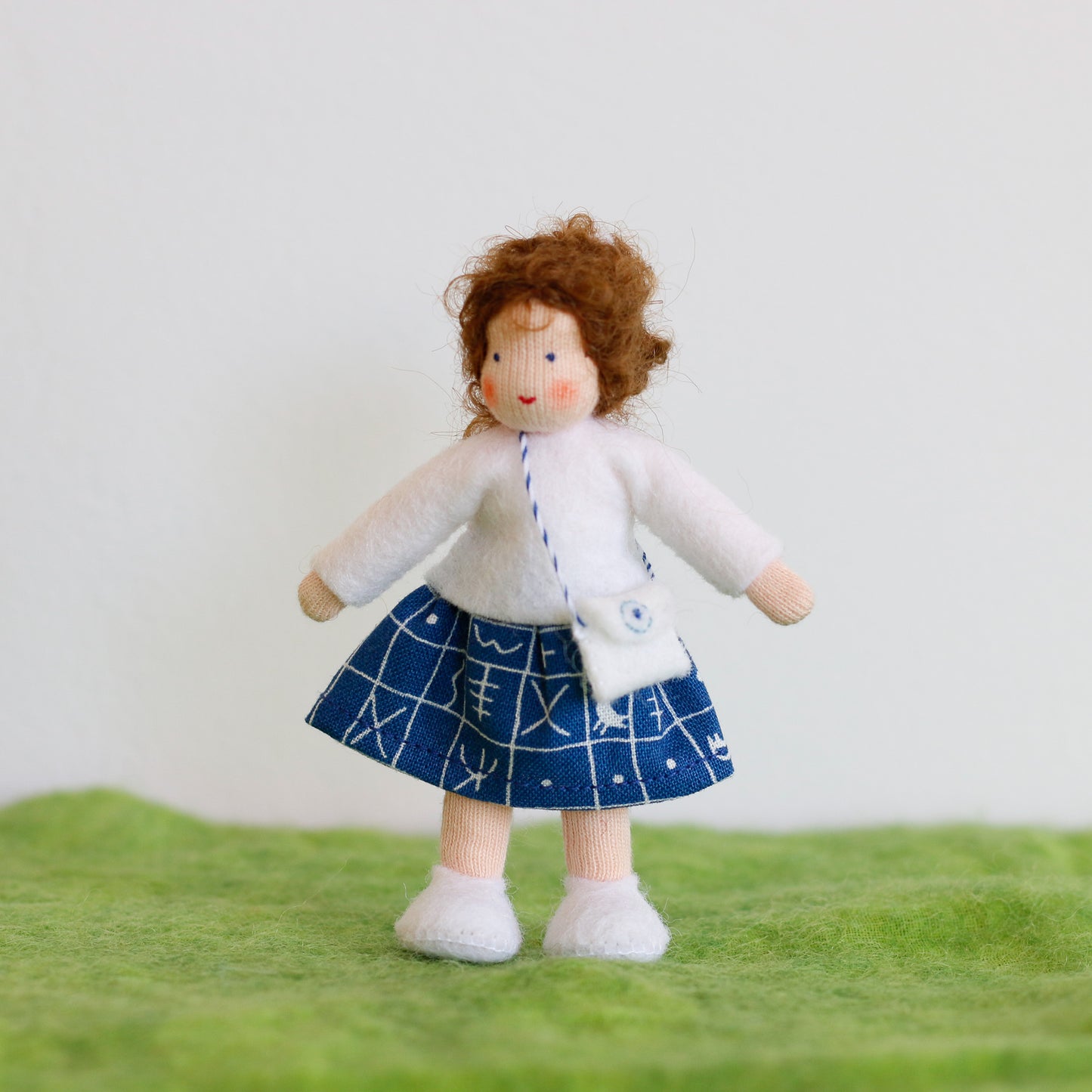 Felt Doll House Girl Brunette