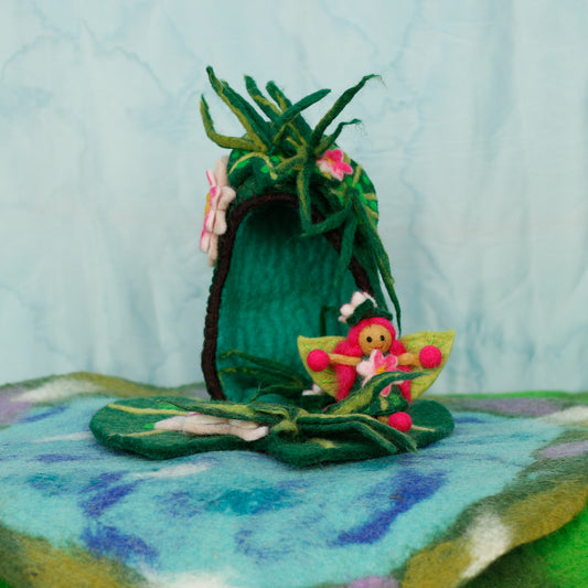 Felt Lilly Cave Home with Mat & Fairy